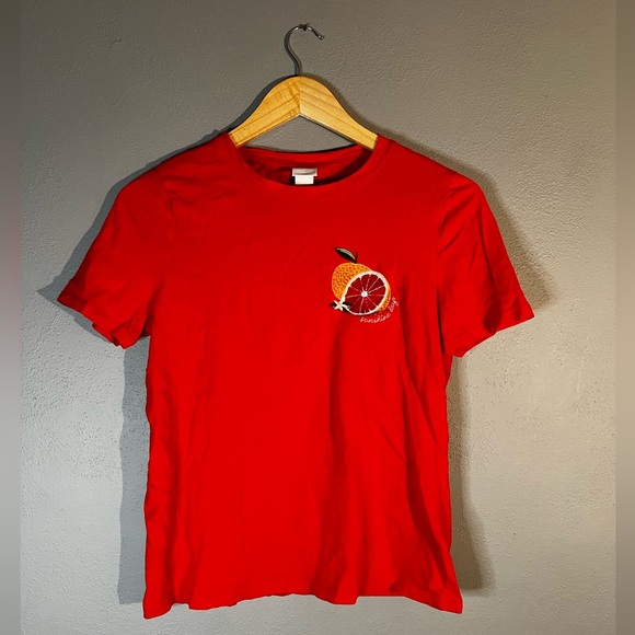 H&M Tops - H&M red-ish orange T-shirt